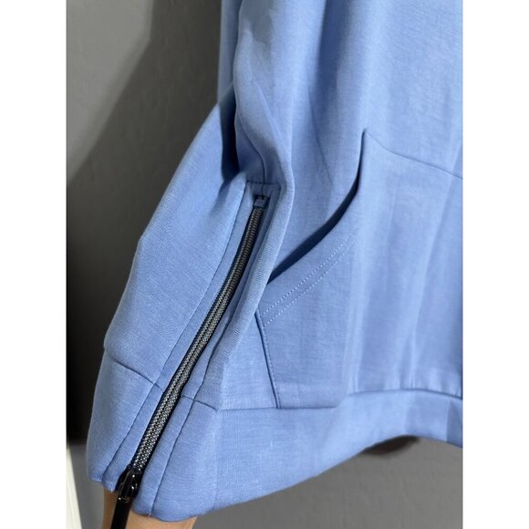 Isabella Activewear Women's Scuba Baby Blue Pullover Size M NWT - Picture 3 of 7